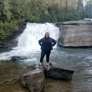 Meet your Posher, Max